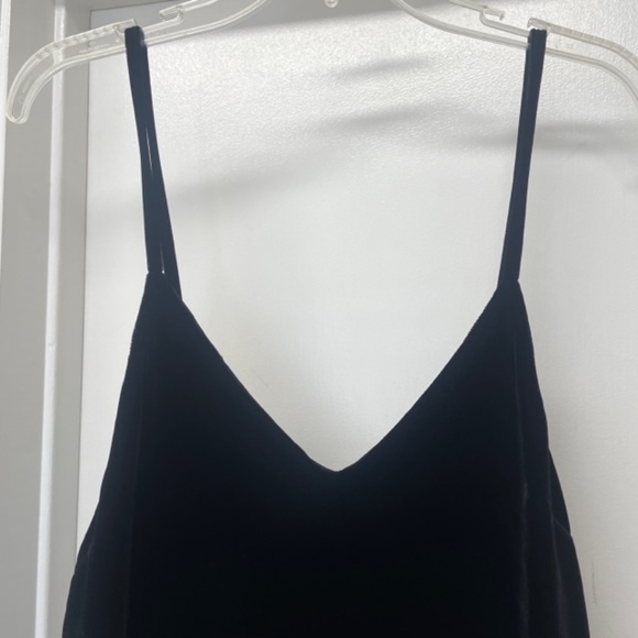 NWT $198 Reformation Velvet Marlee Mini Dress - Picture 5 of 10